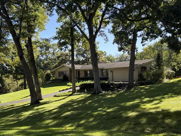 3915 N Tamarack TRL, Crystal Lake, IL 60012