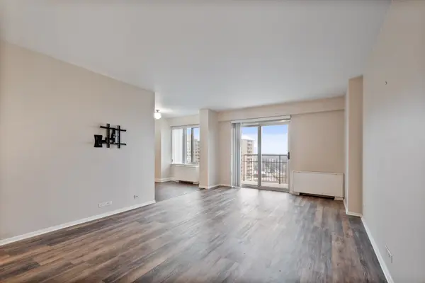 7033 N Kedzie AVE #1707, Chicago, IL 60645