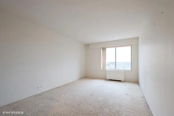 7033 N Kedzie AVE #1707, Chicago, IL 60645