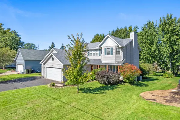 769 Cynthia DR, Lake Holiday, IL 60548
