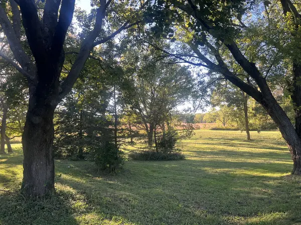 9507 Alden RD, Harvard, IL 60033