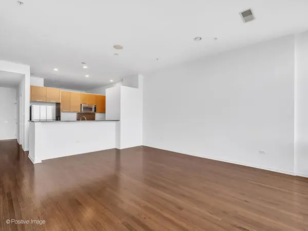 500 W Superior ST #1806, Chicago, IL 60654