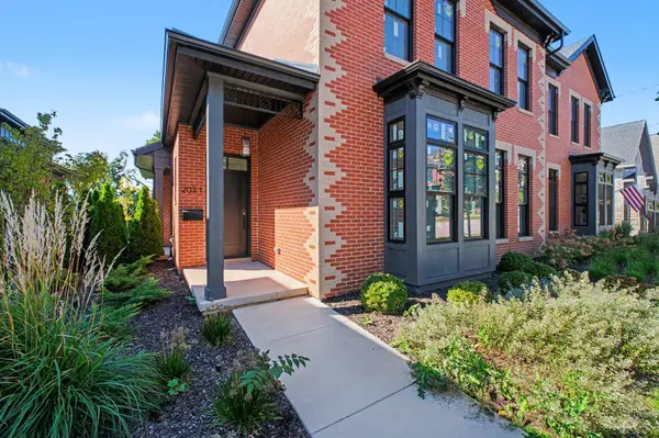 203 N Campbell ST ##2, Valparaiso, IN 46385