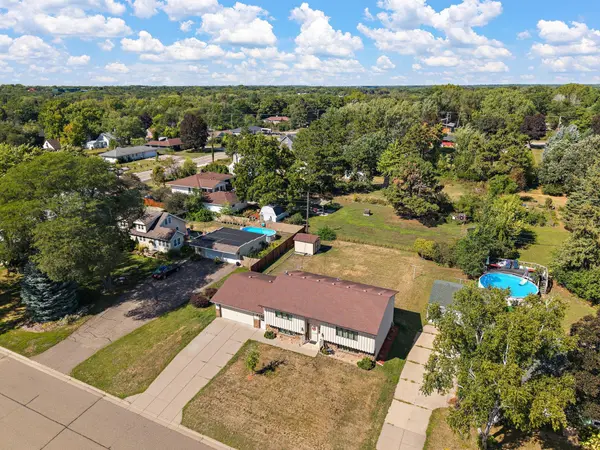 361 Eldridge AVE E, Maplewood, MN 55117