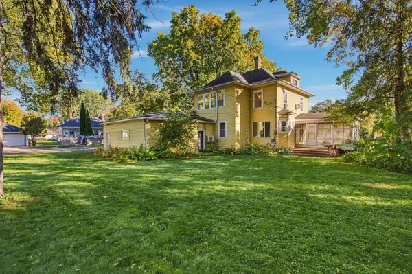 309 Division ST E, Buffalo, MN 55313