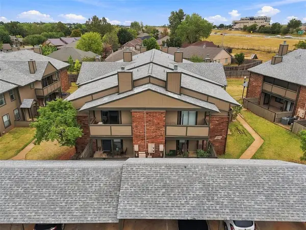 11405 Springhollow RD #302, Oklahoma City, OK 73120