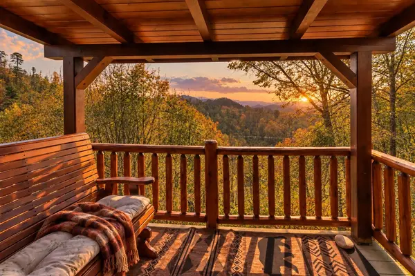 3341 Sugar Maple Loop Road, Sevierville, TN 37862