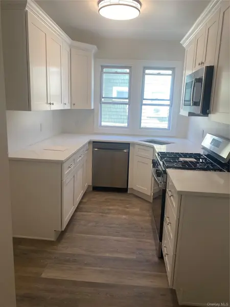 1 Park AVE ## 2, Babylon, NY 11702