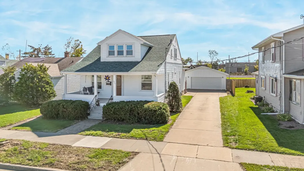 635 5TH ST, Menasha, WI 54952