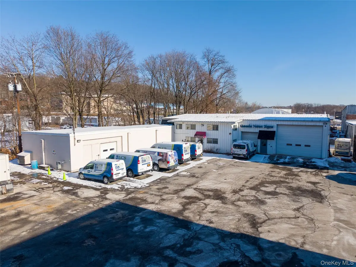 97 N Clinton ST, Poughkeepsie, NY 12601