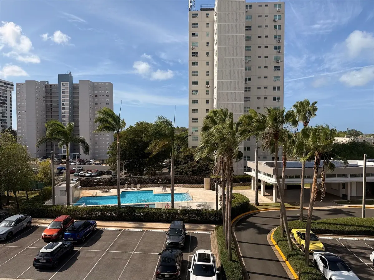 1400 AVE. DE DIEGO #1341, Carolina, PR 00987