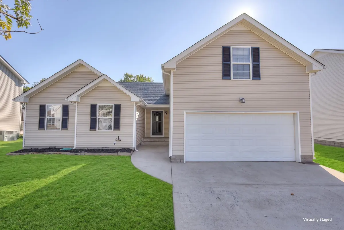 3697 S Naples Ct, Clarksville, TN 37040