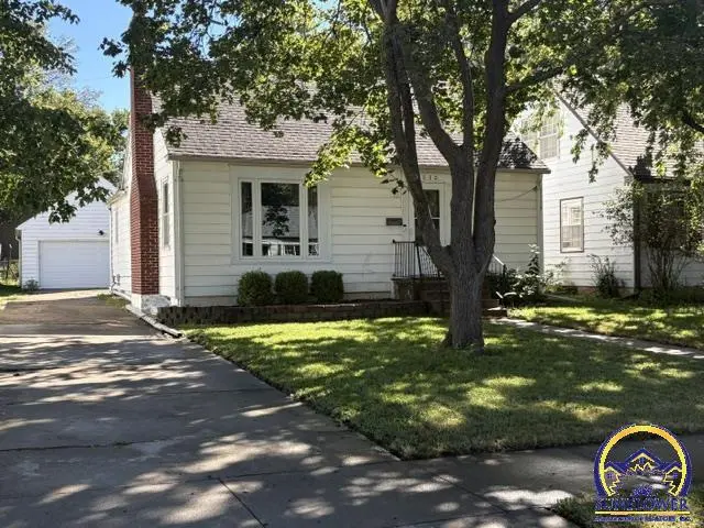 1030 Lawrence ST, Emporia, KS 66801