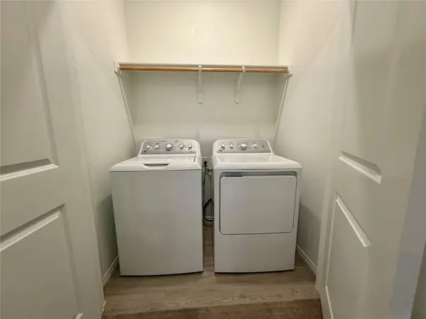 112 The Bad WAY, Jarrell, TX 76537