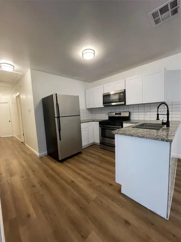 1118 Brookswood Ave #A, Austin, TX 78721