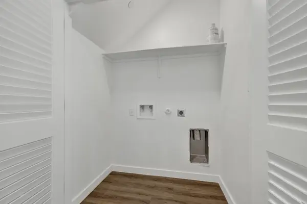 104 Creekside TRL #902, Kyle, TX 78640