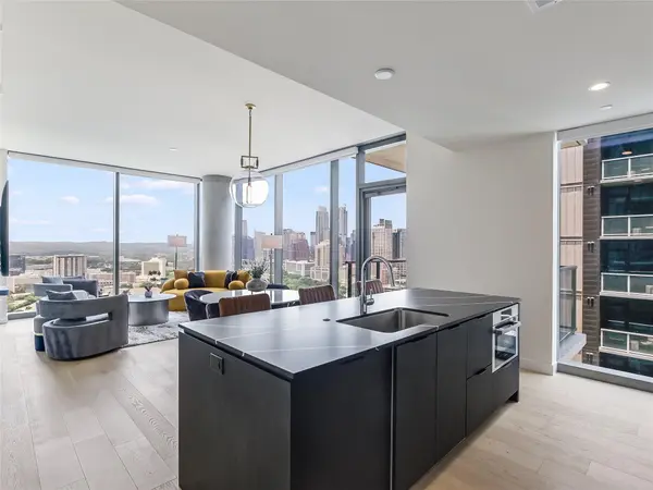 44 East Ave #2405, Austin, TX 78701