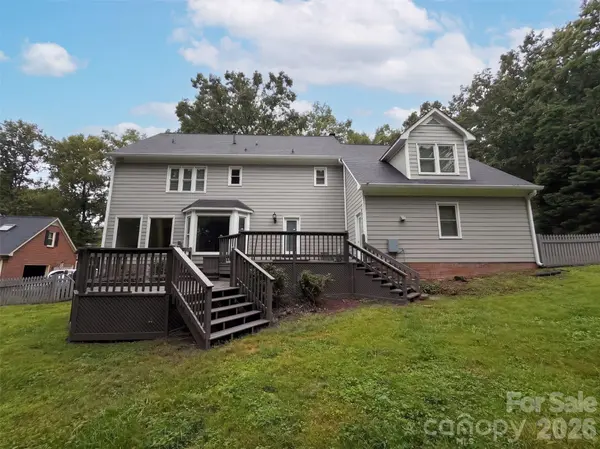 4412 Lazy DR, Charlotte, NC 28215
