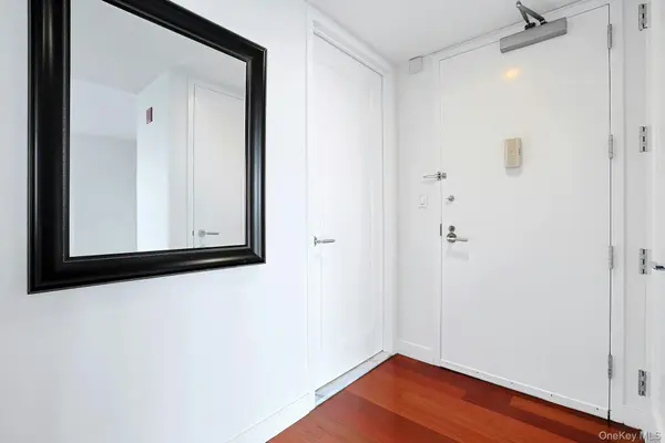 10 City PL #9G, White Plains, NY 10601