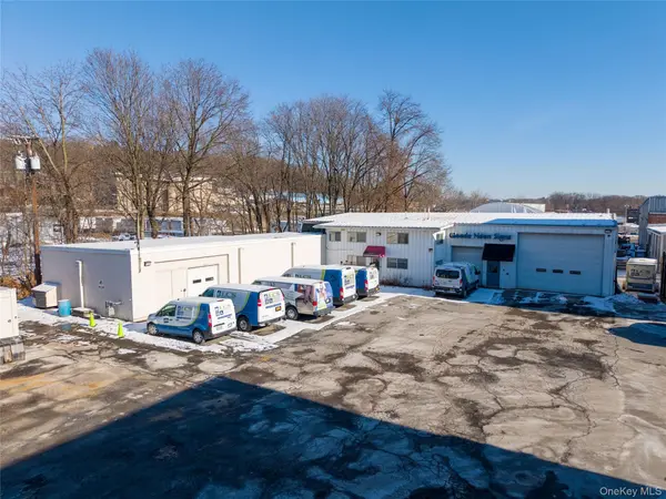 97 N Clinton ST, Poughkeepsie, NY 12601
