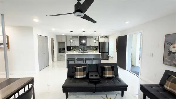 1414 E HARDING ST, Orlando, FL 32806