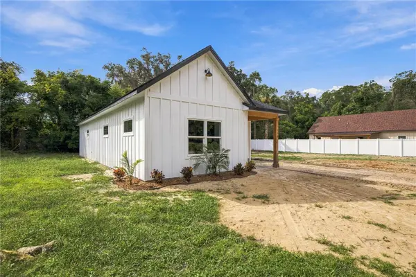 150 NW 2ND ST, Williston, FL 32696