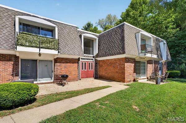 1063 Lafayette CT, Collinsville, IL 62234