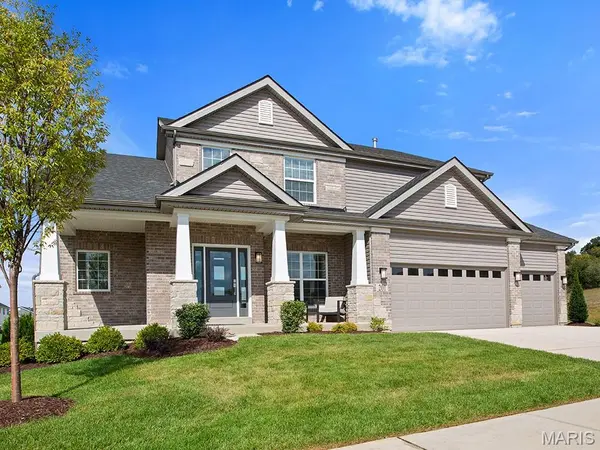 2 Pin Oak at Regal Pines Enclave, Ellisville, MO 63021