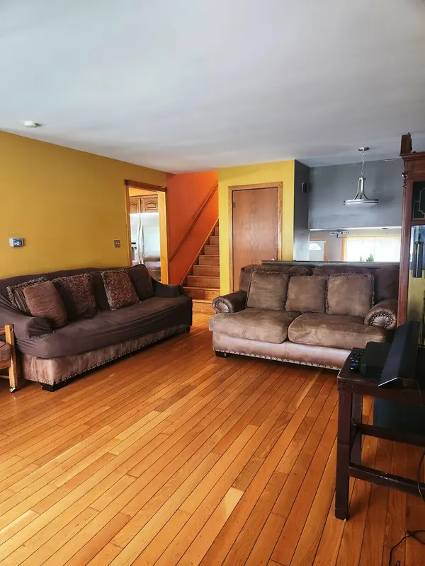 11532 S Avenue G, Chicago, IL 60617