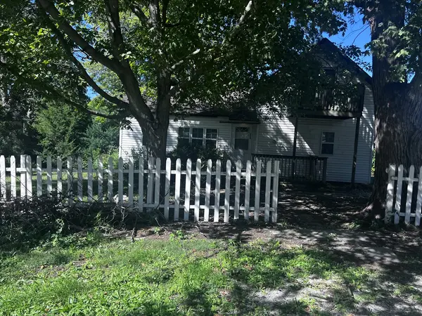 208 S Elm ST, Loda, IL 60948