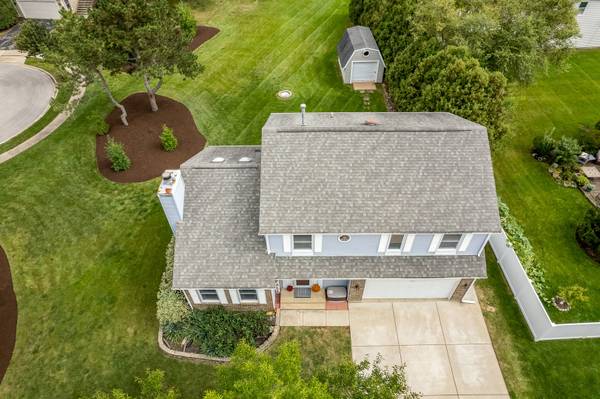 881 Willowbrook DR, Wheeling, IL 60090