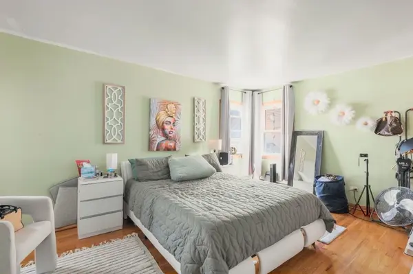 2501 N Mont Clare AVE, Chicago, IL 60707