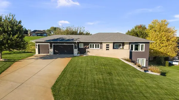 27086 238th ST, Leclaire, IA 52753