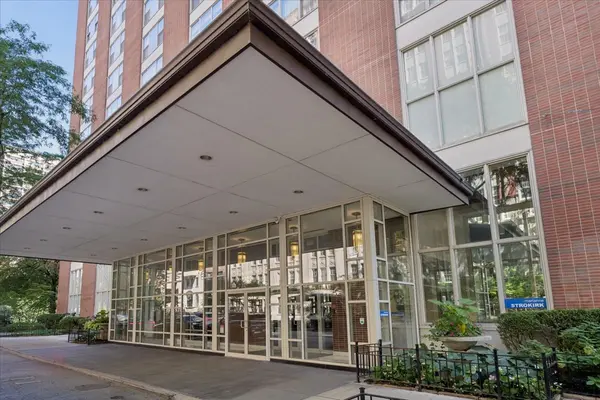 1325 N State Pkwy #12E, Chicago, IL 60610