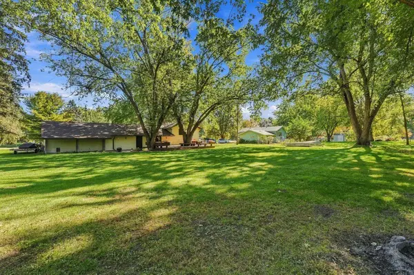 132 Quality AVE S, Lakeland, MN 55043