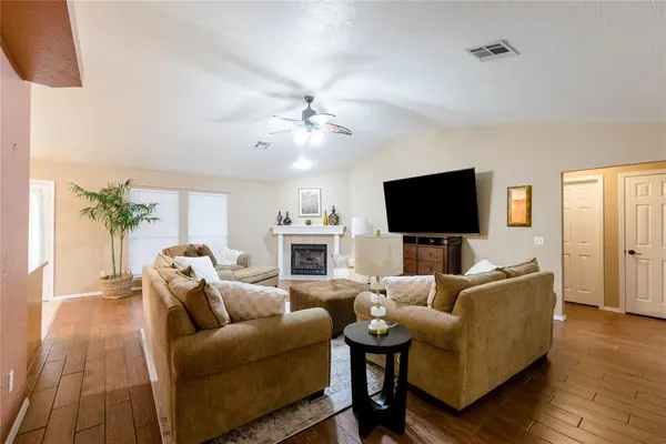 141 Calhoon ST, Elk City, OK 73644