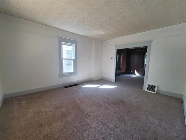 220 13TH AVE, Green Bay, WI 54303