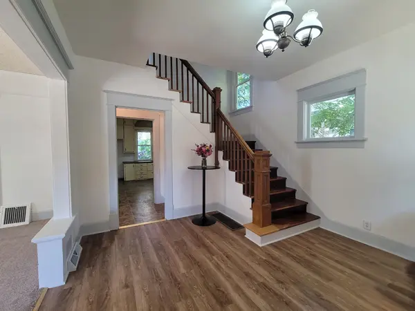 220 13TH AVE, Green Bay, WI 54303