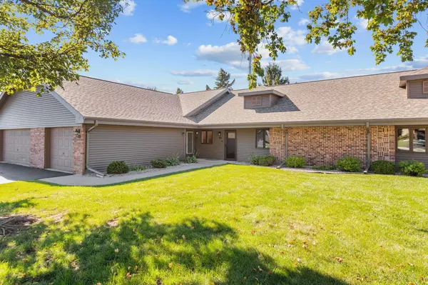 83 SPENCER VILLAGE CT, Appleton, WI 54914