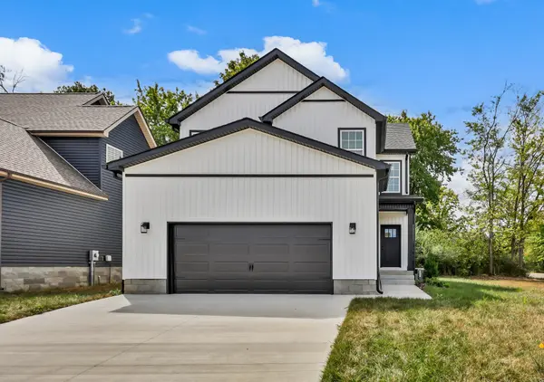 302 Switchgrass Dr, Clarksville, TN 37042