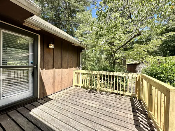 3801 Moore Hollow Rd, Woodlawn, TN 37191
