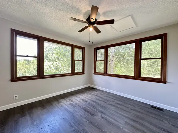 3801 Moore Hollow Rd, Woodlawn, TN 37191