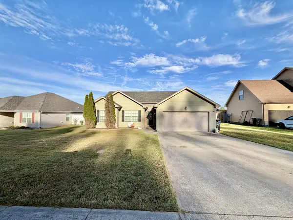 1167 Freedom Dr, Clarksville, TN 37042