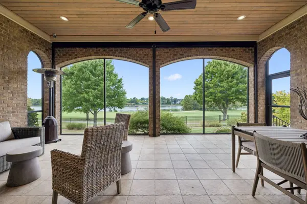 939 Plantation Blvd, Gallatin, TN 37066