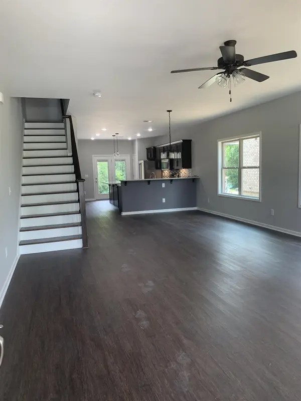 99A CAGES RD, Hendersonville, TN 37075