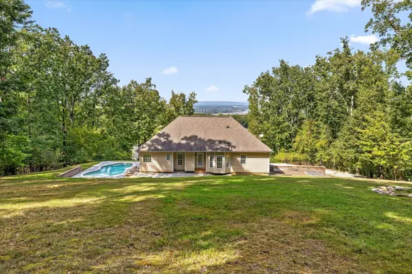 9768 Caseview Drive, Harrison, TN 37341