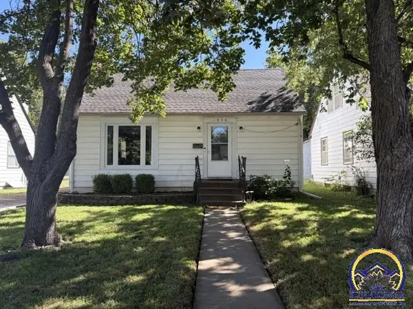 1030 Lawrence ST, Emporia, KS 66801