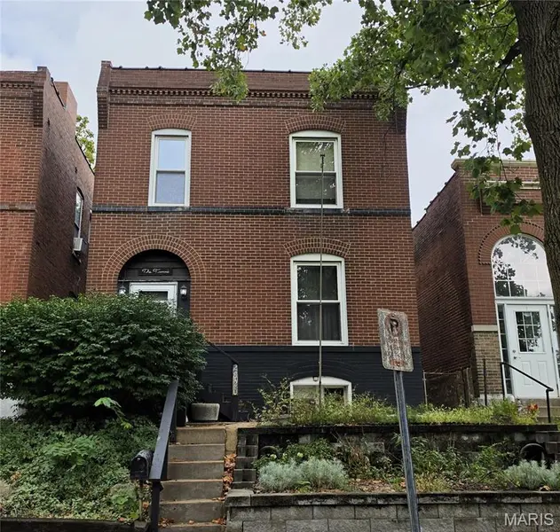 2820 Dalton AVE, St Louis, MO 63139