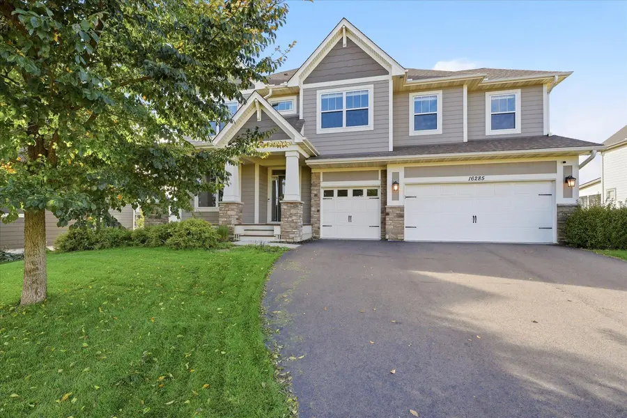 16285 Dryden RD, Lakeville, MN 55044