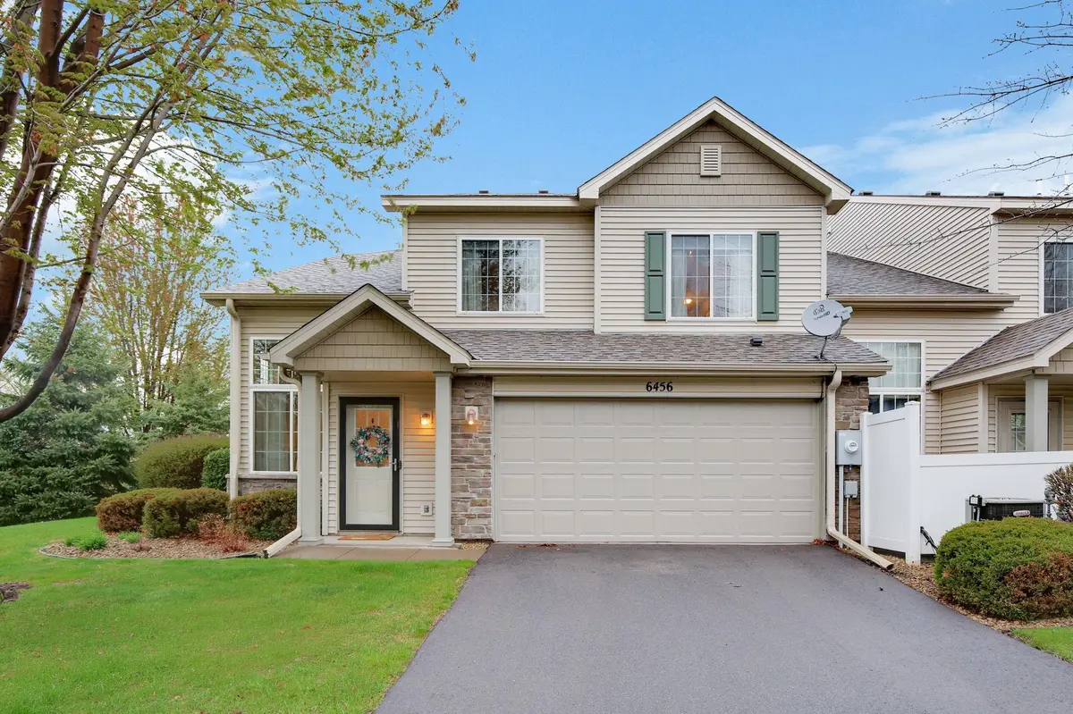 6456 Lakota TRL, Lino Lakes, MN 55014